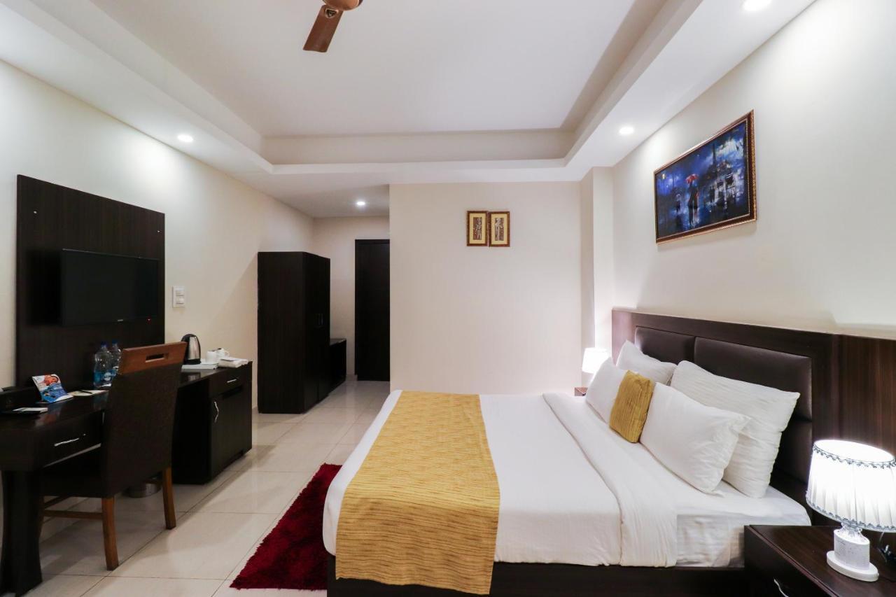 D'Polo Club & Spa Resort Dharamshala Ngoại thất bức ảnh