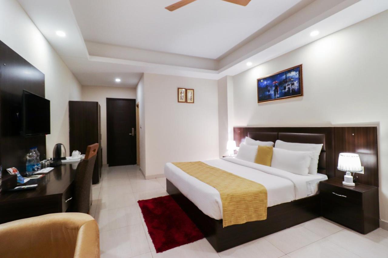 D'Polo Club & Spa Resort Dharamshala Ngoại thất bức ảnh